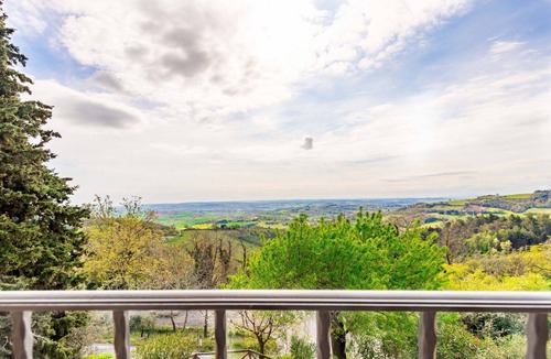 Serrungarina House | Italian Experience - Alloro Holiday Home