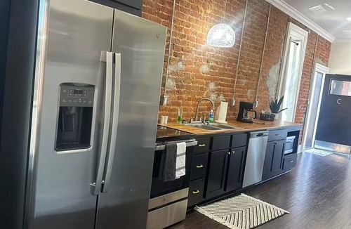 Iuka Apartment | Iuka Historic Downtown King Loft C