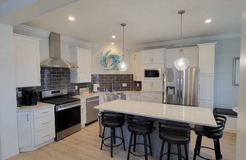 Marblehead Villa | JUST BECAME AVAILABLE 7/6-7/19. Waterfront! Amenities! Waterview at Bay Point.