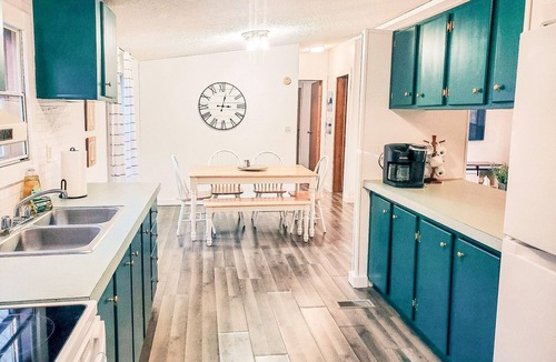 Westview House | Kayaks Included- Riverfront Getaway at Tucky Cabin Pet Friendly