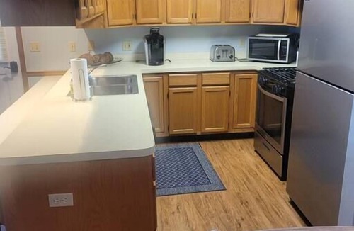 Huron House | Kenna's Cottage Lakefront 2 bedroom guest house