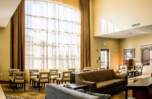 Schererville Apartment | King Studio. Free Breakfast. Indoor Pool.