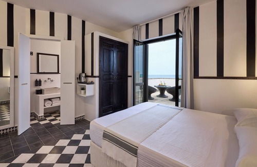 Mattinata Hotel | La Casa e il Mare