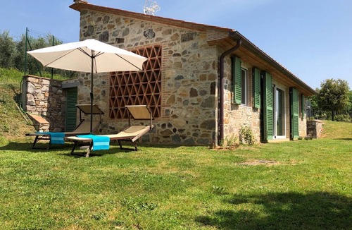 SantʼAndrea di Compito House | LA CASA TOSCANE - Panoramic position on the quiet Tuscan hills with pool