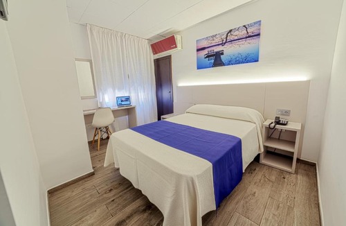 Almeria Centro Hotel | La Perla