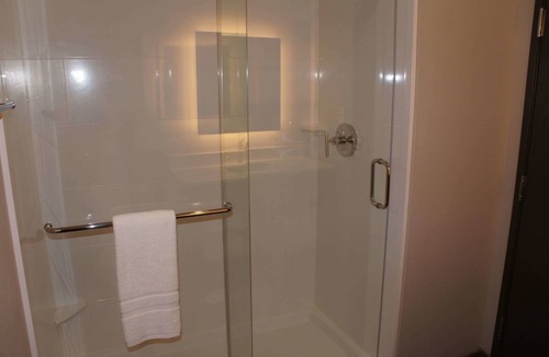 Bloomington Hotel | La Quinta Inn & Suites by Wyndham Bloomington