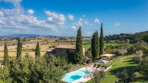 Badiola Villa | LA VECCHIA PIEVE 8, Emma Villas