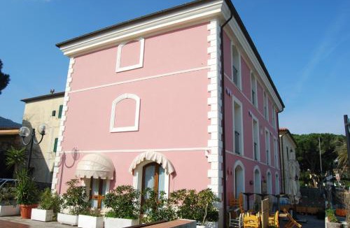 Cavo Apartment | La Vecchia Scuola