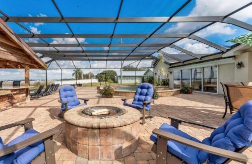 Lake Hamilton House | Lake Hamilton VI ~ Pool and Backyard Oasis