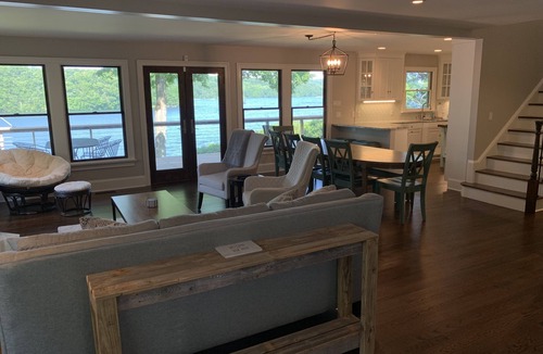 New Fairfield House | Lakefront Luxury Retreat on Candlewood Lake