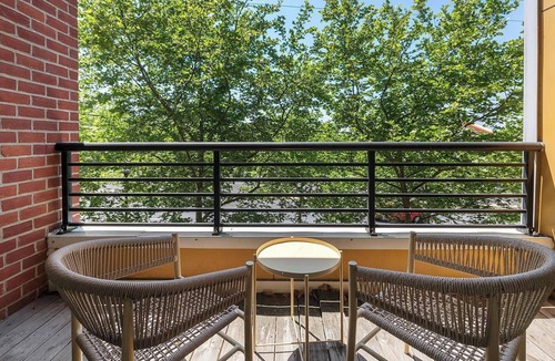 Chillum Apartment | Landing | Modern 1BD, Pool, Courtyard