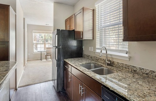 Germantown Apartment | Landing | Spectacular 3BD, Pool, Gym