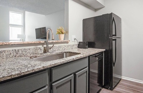 Cordova Apartment | Landing | Stylish 2BD, Game Room, Pool