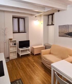 Ancona Apartment | Lane4