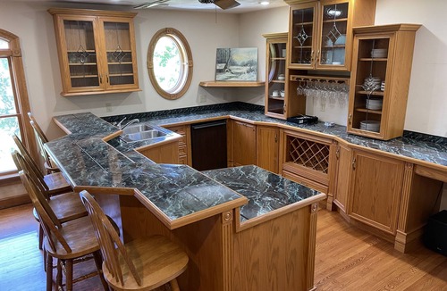 Falls House | Large Secluded Home w/Private Pool, Hot-tub, Gym, Game room, and Bar Area.