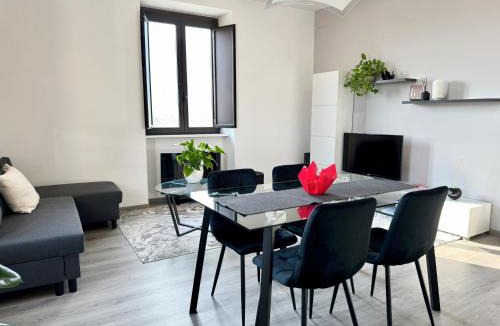 Arpino Apartment | Li Ri Apartment Style