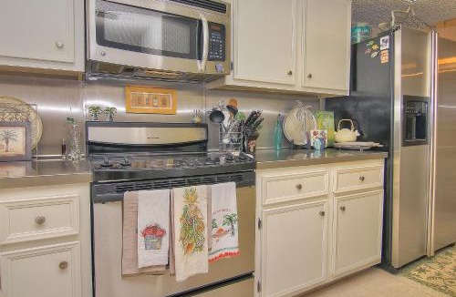 Sunset Reef Apartment | Lighthouse Pointe 103