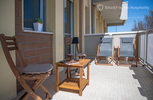 Pesaro Apartment | Living Dante 41