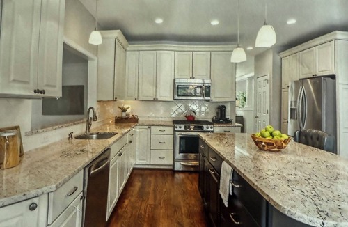 Belle Haven House | Location Location, spacious 5Br 4 bath house in oldtown w/hot tub & firepit.