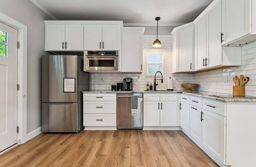Biddleville Apartment | Loft Haven Rooftop Terrace