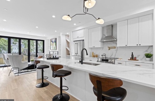 Trinidad Condo | Luxe 3BR Oasis in H Street Corridor w/Backyard!
