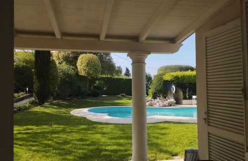 Montopoli in Val d'Arno Villa | Luxurious apartment in villa with exclusive use of pool and garden