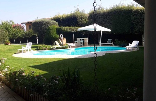 Montopoli in Val d'Arno Villa | Luxurious apartment in villa with exclusive use of pool and garden