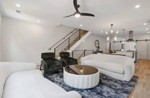 Biddleville House | Luxury Build - King Beds - Minutes to Uptown