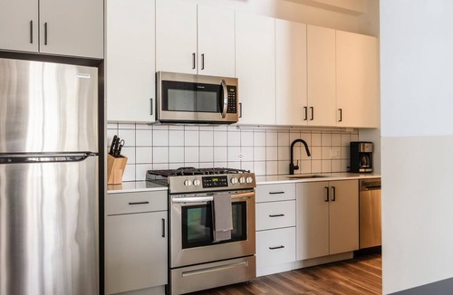 Near North Side Apartment | Luxury Designer Loft 402 | River North