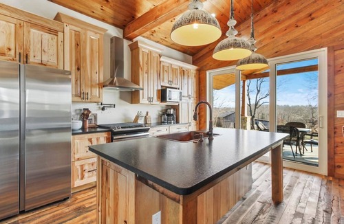 Westview Cabin | Luxury Rustic Cabin! Over 160 Acres w/trails