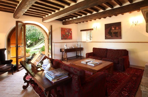 Lisciano Niccone Villa | Luxury Villa with Private Pool and views across the Niccone Valley