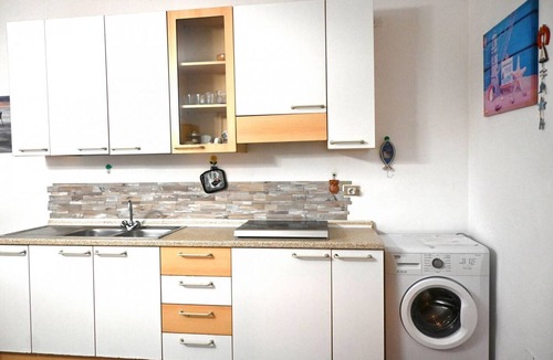 Marcelli Apartment | M195 - Marcelli, three-room apartment with terrace 200m from the sea