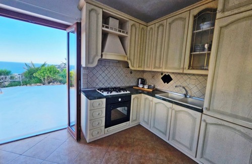 Le Forna House | Maridea Ponza Agency - Casa Vairone semi-detached house 100 meters from the sea