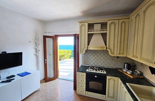 Le Forna House | Maridea Ponza Agency - Casa Vairone semi-detached house 100 meters from the sea