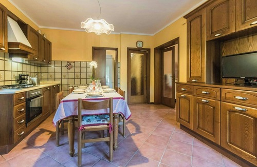 Sant'Andrea di Compito House | Marusca. Holiday home with private pool near Lucca