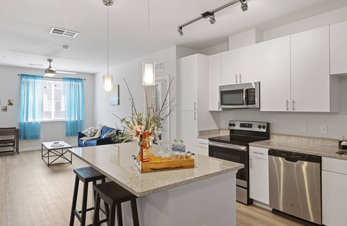 Downtown Baltimore Apartment | Mdrn Dwntwn 2bd/2ba - Near M&T|Oriole Park|Harbor