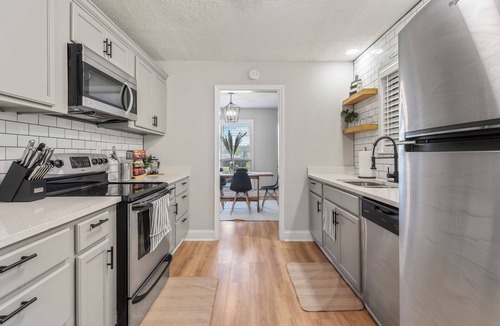 Ellendale House | Memphis Home Away From Home! - 5 min from Top Golf