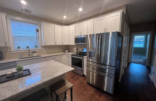 Indianapolis House | Mins to Downtown & Raceway! Rookwood Retreat 2