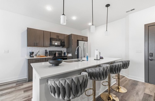 Fountain Square Apartment | Modern 1BR Apt near Downtown Indy Lucas Oil/IMS