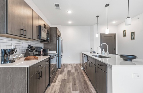Fountain Square Apartment | Modern 1BR Apt near Downtown Indy Lucas Oil/IMS