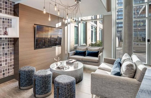 Crystal City Apartment | Modern | 2BR Apartment with Balcony | Crystal City Arlington | by GLS