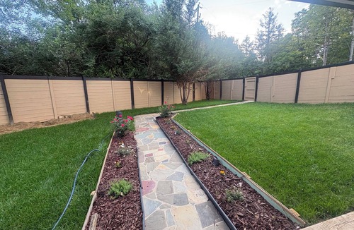 Bluemont House | Modern 2BR Retreat w/Parking near DC