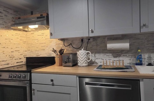 Trinidad Apartment | Modern, Chic, 1Bd/1Ba, w/Metro & Free Parking