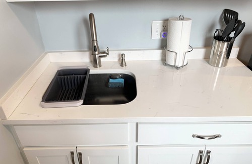 South Baltimore Apartment | Modern Dog Friendly 1BD/1BA Apt in Federal Hill