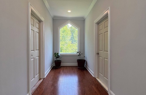 Poughkeepsie House | Modern Getaway Retreat House on 2 Acres