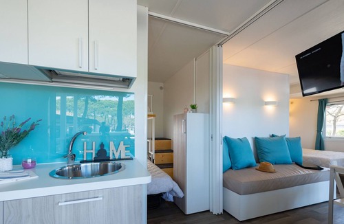 Zadina Pineta Cottage | Modern Mobile Home in Cesenatico with terrace near the beach