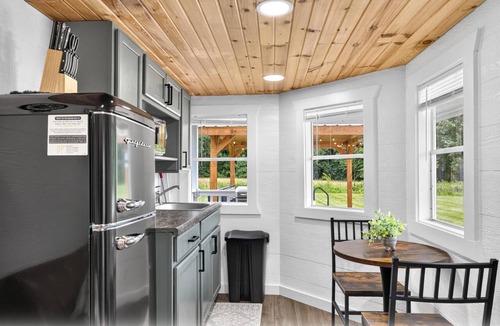 Jasonville House | Modern Tiny Home w/Hot Tub Retreat