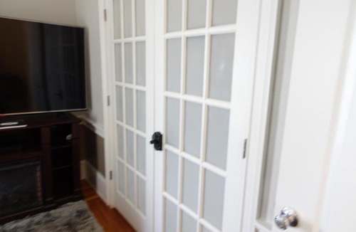 Springfield Bed & Breakfast | Naomi's Inn Bed & Breakfast