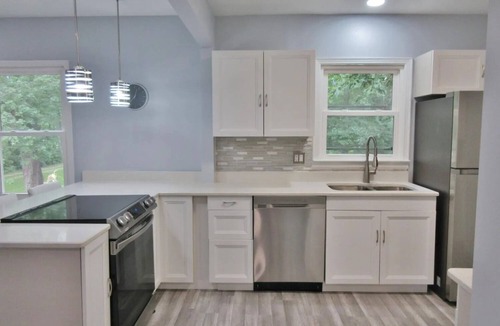 Michigan City House | National Park Nature Retreat access to train to Chicago and 2 close to Beach
