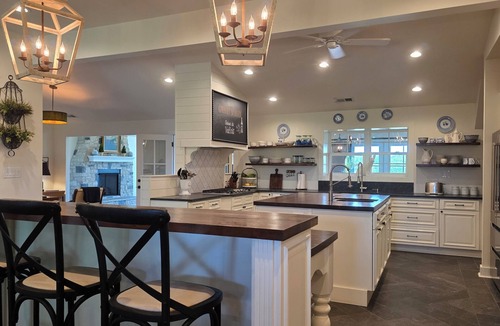 Georgetown House | New Extraordinary Horse Farm Stay On Bourbon Trail